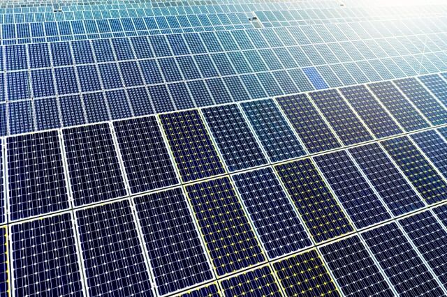 Solar panel recycling